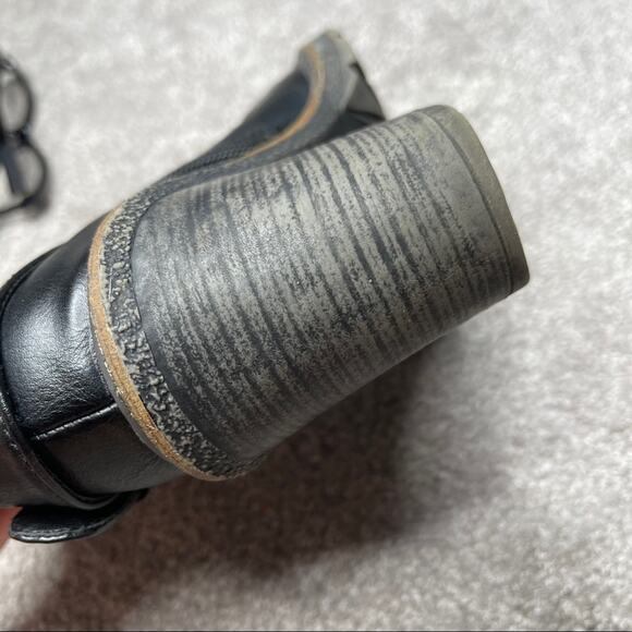 WHITE MOUNTAIN Jojo Black and Silver Block Heel Buckle Detail Heeled Booties 6 - Picture 4 of 7